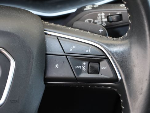 Used 2019 Audi Q8 Prestige w/ Towing Package AWD/4WD image 21