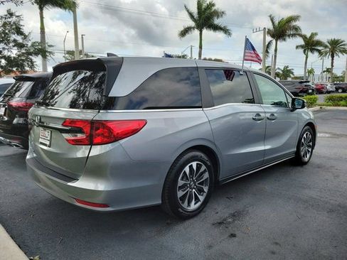 Used 2024 Honda Odyssey EX-L image 4