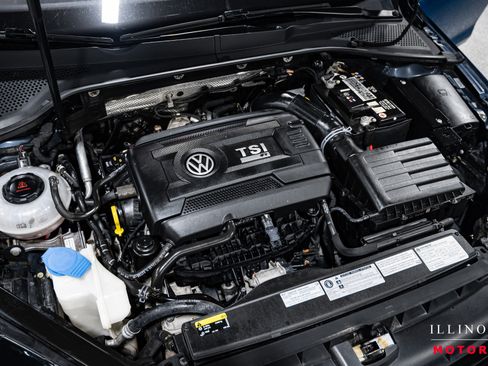 Used 2019 Volkswagen Golf R 4-Door image 41