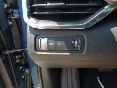 New 2026 GMC Acadia Denali w/ Super Cruise Package FWD image 29