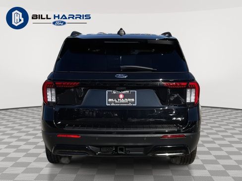 Used 2025 Ford Explorer ST-Line image 5