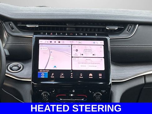 Used 2022 Jeep Grand Cherokee L Limited image 16