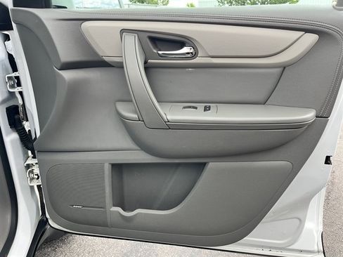 Used 2016 Chevrolet Traverse LT AWD/4WD image 36