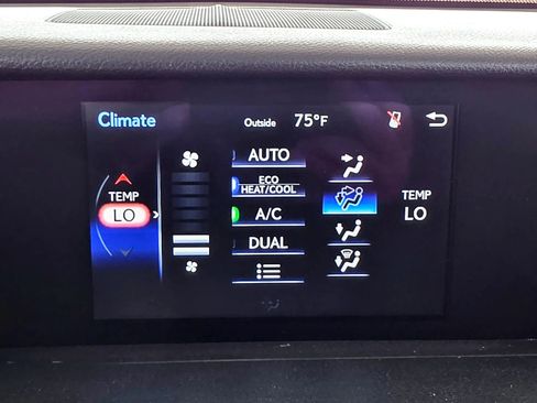 Used 2017 Lexus IS 200t w/ Premium Package RWD image 31