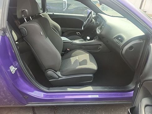 Used 2023 Dodge Charger SXT image 8