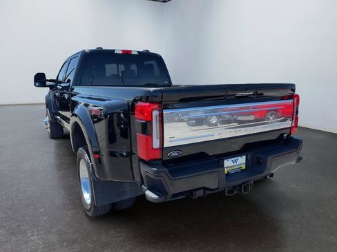 Used 2023 Ford F450 Platinum w/ FX4 Off-Road Package AWD/4WD image 3