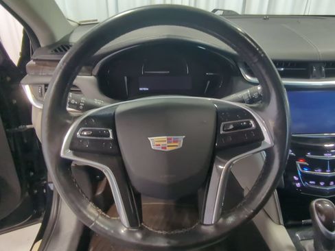 Used 2017 Cadillac XTS Luxury FWD image 28