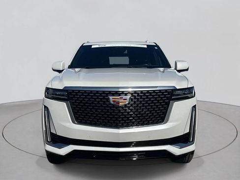 Certified 2024 Cadillac Escalade Luxury AWD/4WD image 32