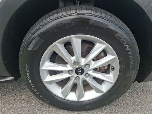 Used 2020 Kia Sorento LX AWD/4WD image 8
