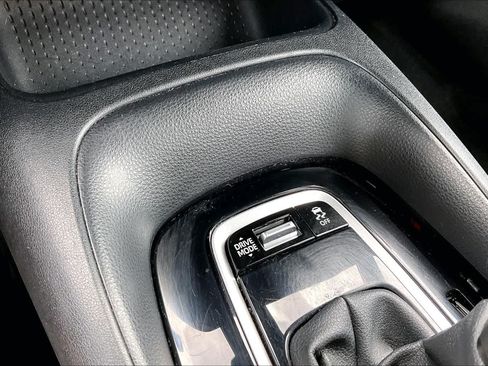 Used 2024 Toyota Corolla SE FWD image 30