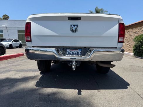 Used 2016 RAM 1500 Tradesman w/ Chrome Appearance Group RWD image 13