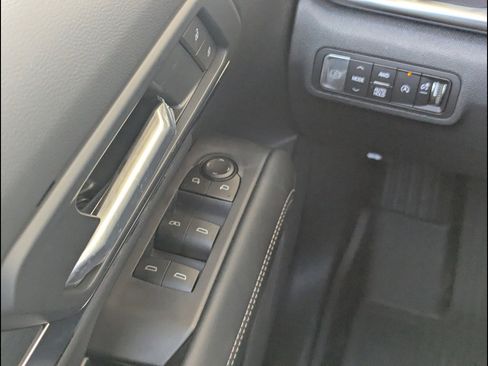 New 2026 GMC Terrain Elevation w/ Black Edition AWD/4WD image 19