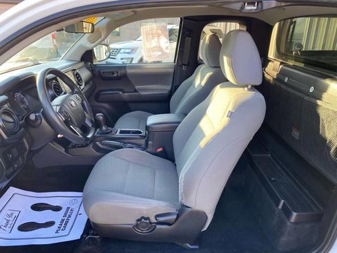 Used 2021 Toyota Tacoma SR image 17