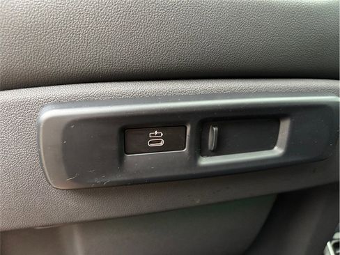 Used 2019 BMW X5 xDrive40i w/ Convenience Package image 46