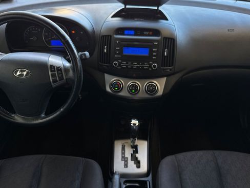 Used 2010 Hyundai Elantra SE image 9