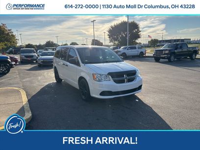 Used 2020 Dodge Grand Caravan SE w/ UConnect Hands-Free Group