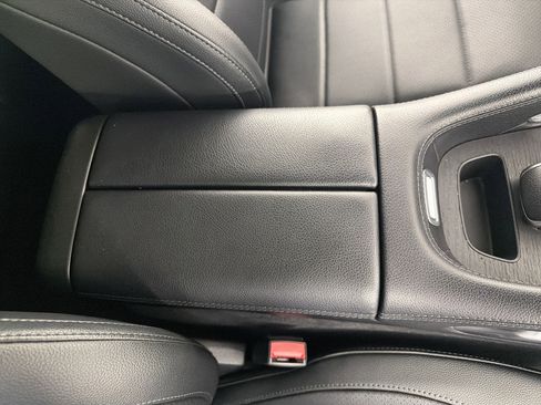 Used 2021 Mercedes-Benz GLE 450 4MATIC image 29