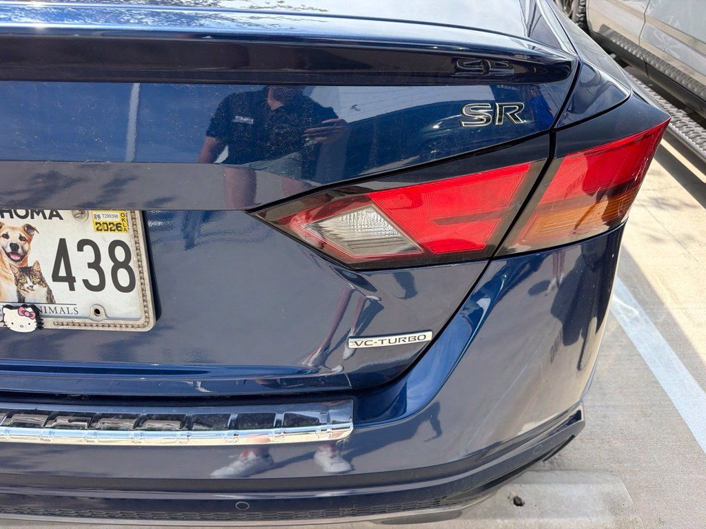 Used 2021 Nissan Altima 2.0 SR FWD image 11