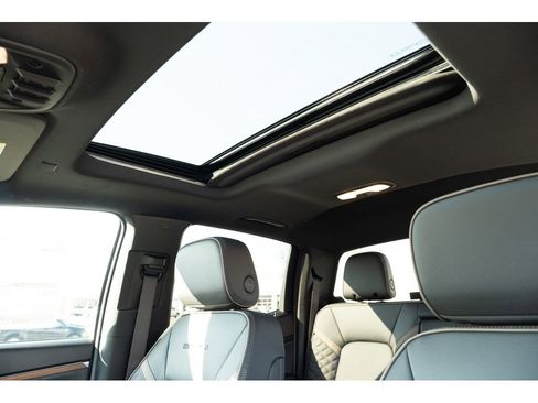 New 2026 GMC Canyon Denali image 10