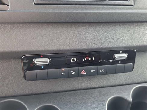 New 2025 Mercedes-Benz Sprinter 2500 image 9