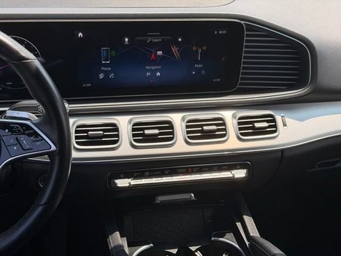 Used 2025 Mercedes-Benz GLE 350 4MATIC image 16