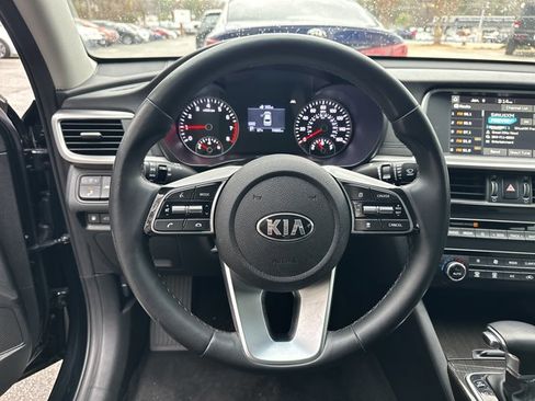 Used 2020 Kia Optima Premium image 28