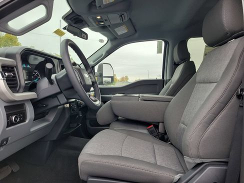 New 2026 Ford F250 XL w/ STX Appearance Package AWD/4WD image 18