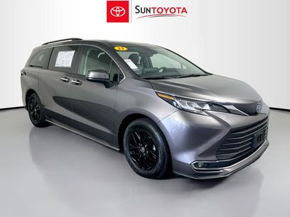 Used 2023 Toyota Sienna XLE