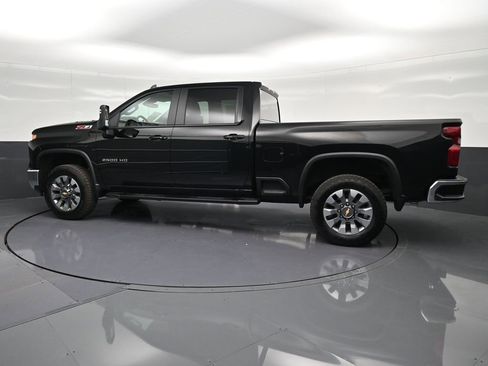 Used 2026 Chevrolet Silverado 2500 LT AWD/4WD image 8
