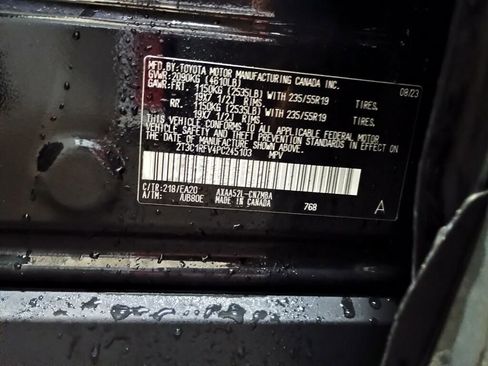 Used 2023 Toyota RAV4 XLE Premium image 32