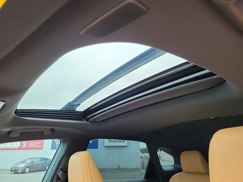 Used 2023 Lexus RX 350 Premium w/ Accessory Package (Z1) image 13