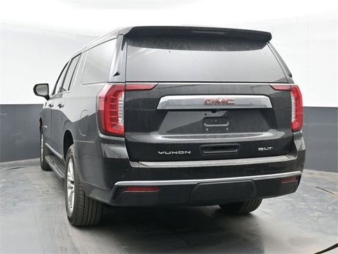 Used 2023 GMC Yukon XL SLT w/ Max Trailering Package image 12