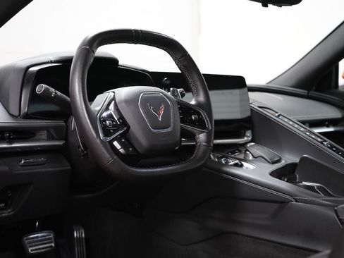 Used 2024 Chevrolet Corvette Stingray Preferred Conv w/ 2LT RWD image 22
