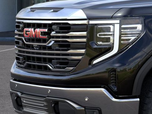 Used 2026 GMC Sierra 1500 SLT w/ SLT Premium Plus Package AWD/4WD image 13