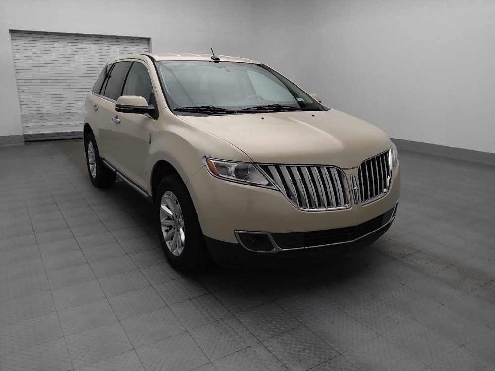 Used 2014 Lincoln MKX FWD w/ Equipment Group 101A image 13