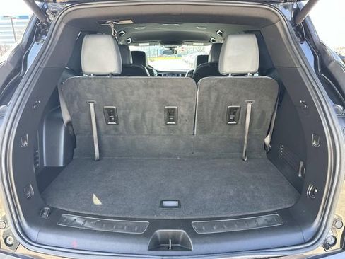 Used 2023 Buick Enclave Essence w/ Trailering Package, 5000 lbs. FWD image 9