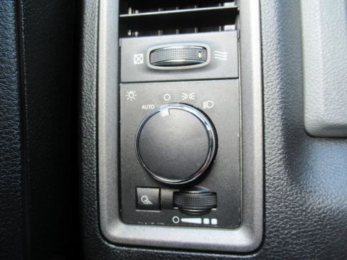 Used 2013 RAM 1500 Tradesman w/ Popular Equipment Group RWD image 24
