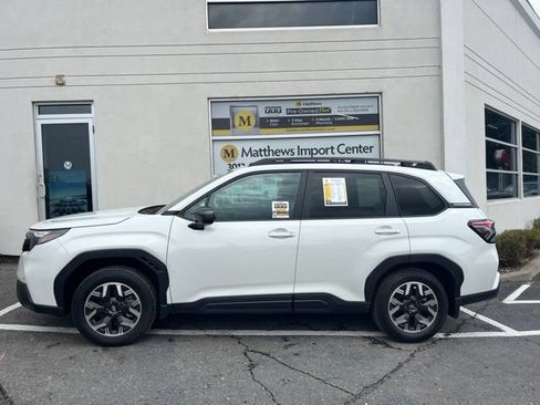 Used 2026 Subaru Forester Premium w/ Base/Premium Plus Package AWD/4WD image 2
