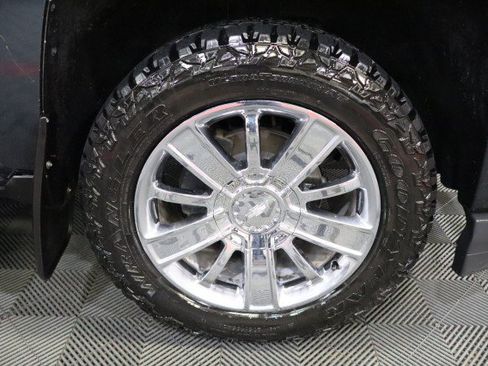 Used 2018 Chevrolet Silverado 1500 High Country AWD/4WD image 72