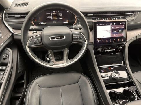 Used 2021 Jeep Grand Cherokee L Limited image 13