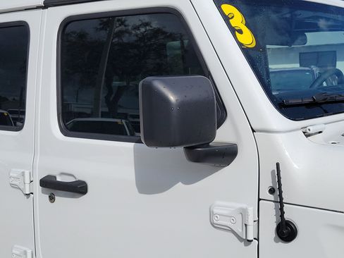 Used 2023 Jeep Wrangler Unlimited Sport image 9