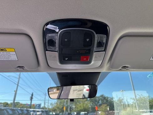 New 2025 Hyundai Tucson SE image 40