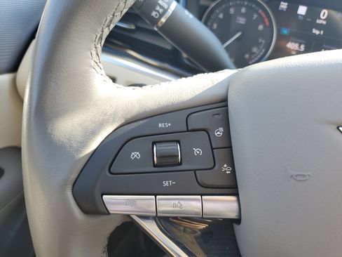 Used 2025 Cadillac XT6 Premium Luxury w/ Technology Package AWD/4WD image 24