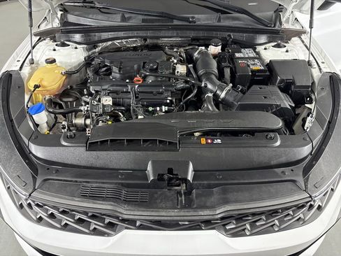 Used 2022 Kia K5 GT-Line FWD image 40