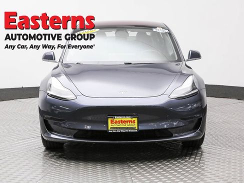 Used 2018 Tesla Model 3 Long Range image 2