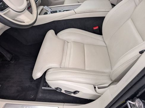 Used 2023 Volvo XC90 B6 Ultimate w/ Protection Package Premier AWD/4WD image 21