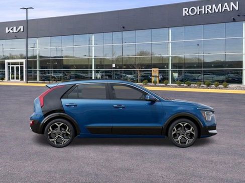 New 2026 Kia Niro SX Touring FWD image 7