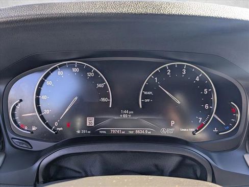 Used 2020 BMW 330i Sedan w/ Convenience Package image 11