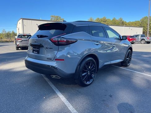 Used 2024 Nissan Murano SV w/ SV Midnight Edition Package image 5