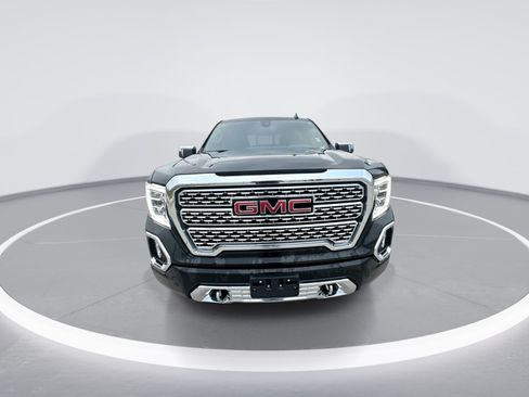 Certified 2022 GMC Sierra 1500 Denali w/ Driver Alert Package II AWD/4WD image 3